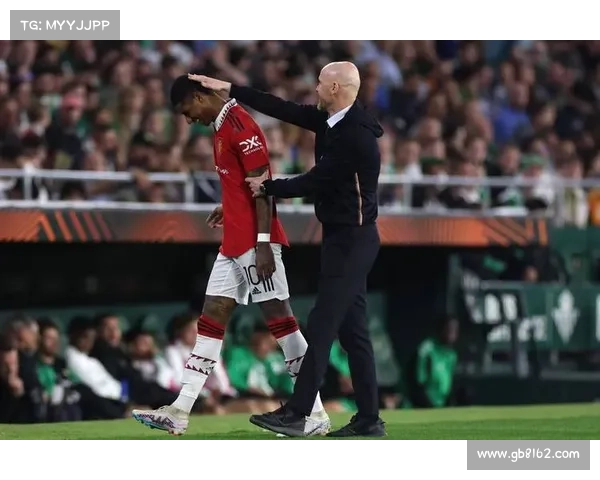 拉什福德晒训练日常与球迷互动 分享备战心得与坚持不懈的动力